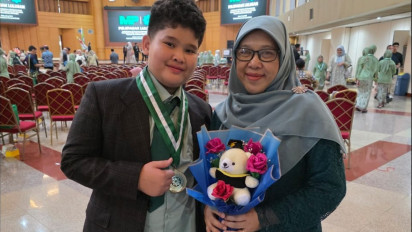 Madrasah Pembangunan UIN Syarif Hidayatullah Gelar Wisuda