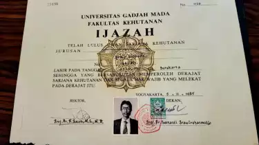 Ijazah sarjana Jokowi