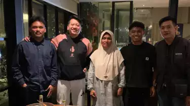 Saddil Ramdani Bersama Direktur Persib Adhitia Putra Herawan