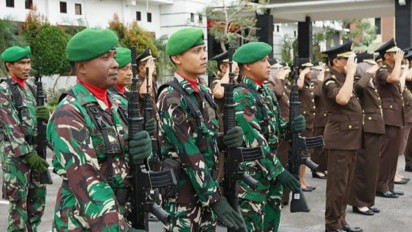 TNI Mulai Bertugas Jaga Kantor Kejaksaan Negeri Palangka Raya, Maksimal 10 Prajurit