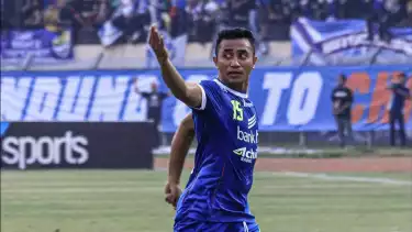 Legenda Persib Bandung dan mantan pemai Timnas Indonesia, Firman Utina.