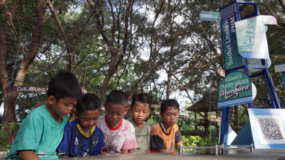 Literasi Buku Jadi Kunci Berpikir Kritis, Kreatif, dan Berdaya Saing Anak-anak Indonesia