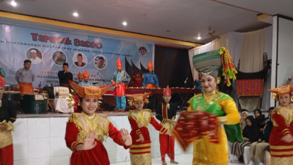 Pagelaran Seni Minangkabau dalam Acara Taragak Basuo, Obati Kerinduan Perantau Minang di Medan