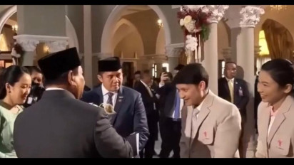 Siapa Sangka Momen Seskab Teddy Lempar Senyum ke PM Thailand Paetongtarn Jadi Sorotan, Kok Bisa?