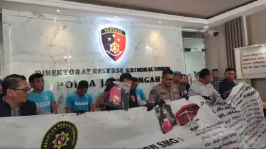 Rilis kasus anggota GRIB Jaya, anak buah Hercules diamankan karena rusak aset KAI di Kota Semarang, Kamis (22/5/2025).