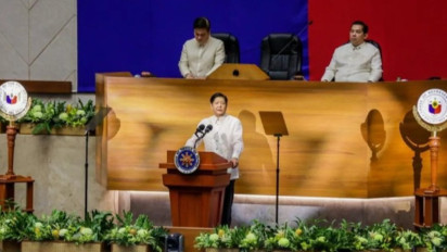 Presiden Filipina Perintahkan Semua Menteri di Kabinetnya Mengundurkan Diri secara Sukarela