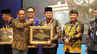 Pemprov Kaltim Dapat Penghargaan SPM Awards 2025, Gubernur Harum: Ke Depan akan Lebih Dahsyat Lagi