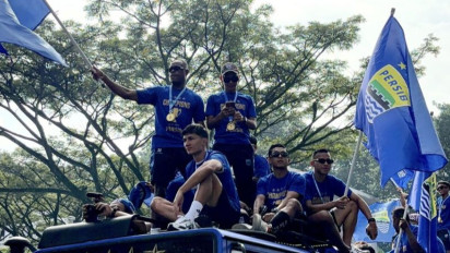 Innalillahi Persib Bandung Berduka, Bobotoh yang Jatuh dari Flyover Pasupati Saat Konvoi Wafat Usai Koma Panjang