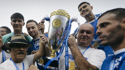 Banyak Pemain Bintang Pergi, Bojan Hodak Justru Minta Bobotoh Sabar! Ada Apa di Persib?