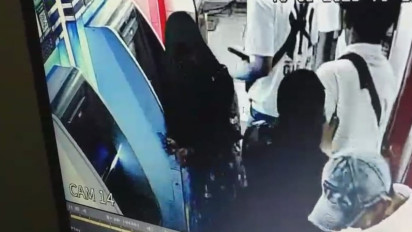 Modus Tukar Kartu ATM, Pelaku Ganjal ATM Diringkus saat Beraksi Di SPBU Cengkareng