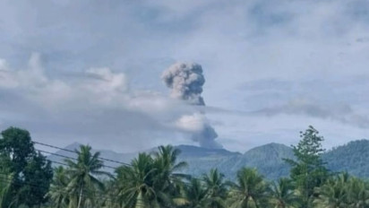 Gunung Dukono di Halmahera Erupsi, Abu Vulkanik Tercatat Setinggi 1.600 Meter