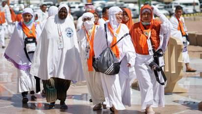 Berlari Saat Sa’i Bukan Kewajiban Mutlak? Buya Yahya Tegaskan Khusus Wanita Ada Keringanan: Menghindari…