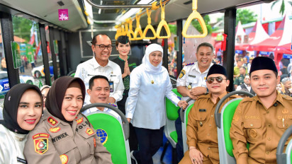 Gubernur Khofifah Wujudkan Aspirasi Buruh Kawasan Ngoro Industri, Bus Trans Jatim Koridor VI Mojokerto-Sidoarjo Resmi Beroperasi