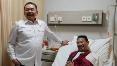 Jaksa Agung Jenguk Pegawai Kejaksaan yang Dibacok OTK di Depok, Imbau Seluruh Pegawai Hati-Hati saat Bertugas