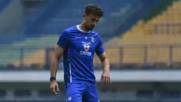 Bojan Hodak Diisukan Rombak Seluruh Pemain Asing, Mateo Kocijan Pasrah Jika Akhirnya Dicoret Dari Persib