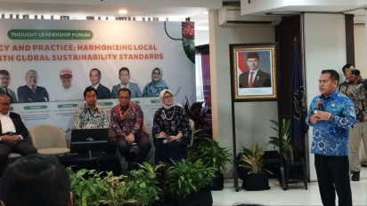 Bupati Sekadau Tegas soal Sawit Mesti Berdayakan Petani dan Mayarakat Adat