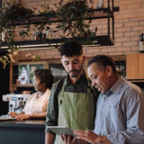 Dorong Pertumbuhan Ekonomi, Pembiayaan Produktif Jadi Kunci Keberlanjutan UMKM di Indonesia