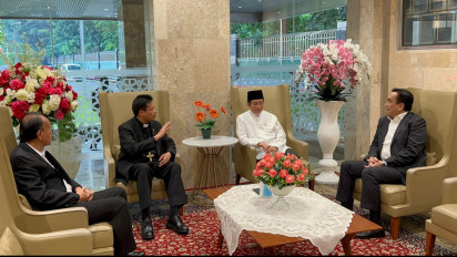 Menag Serukan Jaga Lingkungan di Sumut, Ephorus HKBP Serukan Tutup PT Toba Pulp Lestari