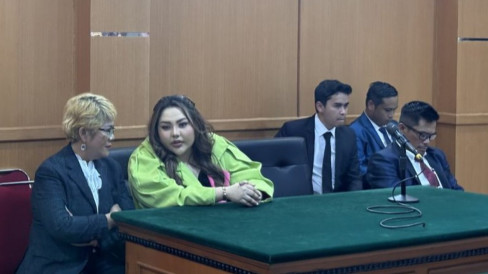 Hakim PN Bandung Putuskan Lisa Mariana dan Ridwan Kamil Tempuh Mediasi