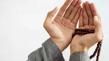 Mulai Sekarang Biasakan Baca Doa Sebelum Bekerja