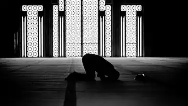 4 Keistimewaan Shalat Tahajud yang Jarang Diketahui