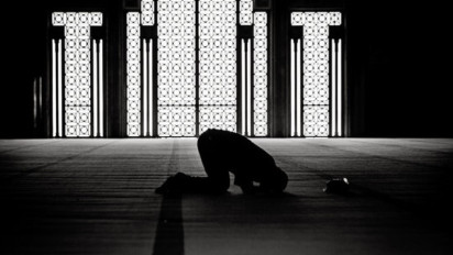 4 Keistimewaan Shalat Tahajud yang Jarang Diketahui