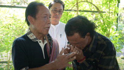 Efek Ditegur Keras Presiden Jangan Jadi "Ormas Susahkan Masyarakat", Hercules Melembut dan Cium Tangan Sutiyoso