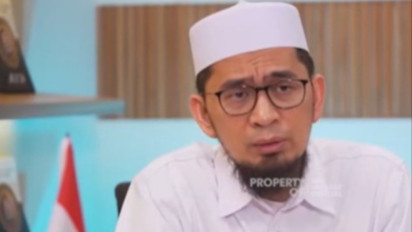 Apakah Sah Shalatnya Cuma Baca Surat Qulhu? Kata Ustaz Adi Hidayat Selama Kondisi...