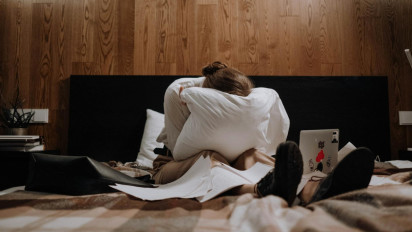 Hari Apes Gak Ada di Kalender, 5 Weton Ini Diprediksi Alami Kesialan Bertubi-tubi di Awal Juni 2025