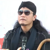 Gibran Hadiri Harlah Ponpes Ora Aji, Sebut Gus Miftah sebagai Gurunya dan Titip Pesan Anti Hoaks