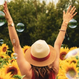 6 Zodiak Paling Beruntung pada 18 Maret 2026, Taurus Peluang Rezeki, Cancer Ada Kesempatan Tak Terduga