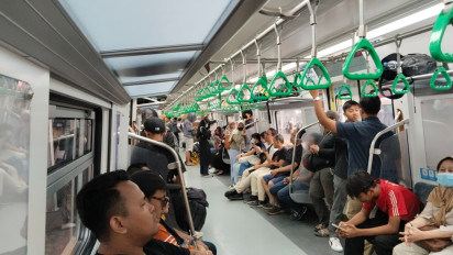 KRL Baru dari China Beroperasi Hari Ini, Pengguna: Lebih Nyaman dan Modern