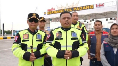 Resmi Beroperasi, Tol Padang-Sicincin Diserbu Kendaraan