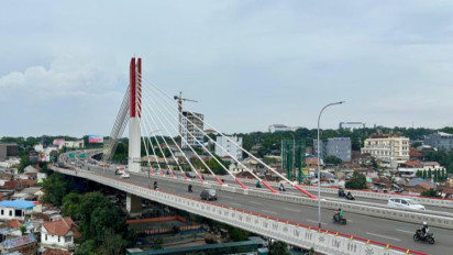 Polrestabes Bandung Gagalkan Aksi Bunuh Diri di Flyover Pasupati