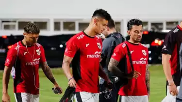 Mees Hilgers dalam sesi latihan