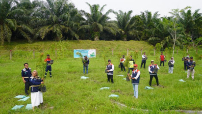 Hari Lingkungan Hidup Sedunia, Tol Medan Binjai Tanam 200 Bibit Pohon
