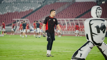 Patrick Kluivert Didesak Panggil Kiper Persib Bandung usai Emil Audero Dicoret dari Timnas Indonesia untuk Ronde 4 Kualifikasi Piala Dunia 2026