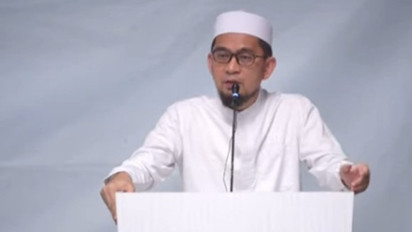 Kalau Pagi Hari Sudah Shalat Id, Memang Masih Wajib Shalat Jumat? Ternyata Hukumnya Kata Ustaz Adi Hidayat...