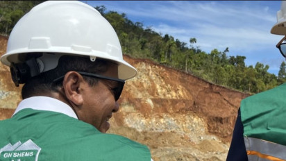 Kementerian Lingkungan Hidup Pasang Plang Peringatan di Lokasi Tambang Nikel Raja Ampat