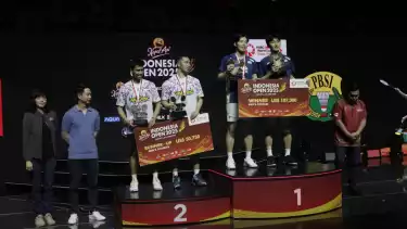 Sabar/Reza gagal atasi ganda Korea di Final Indonesia Open 2025