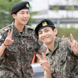 Kabar Bahagia untuk ARMY, RM dan V BTS Resmi Selesai dari Wajib Militer