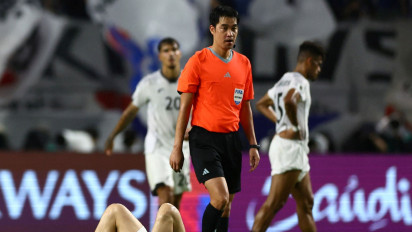 Tak Disangka, Wasit yang Pimpin Timnas Indonesia Dilibas 0-6 Jepang Punya Kaitan dengan Shin Tae-yong