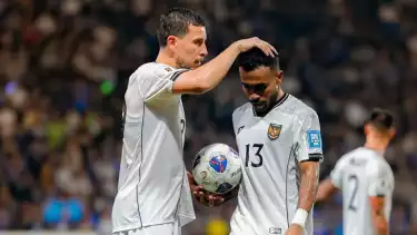 Thom Haye dan Yance Sayuri di laga Jepang vs Indonesia, Selasa (11/6/2025)