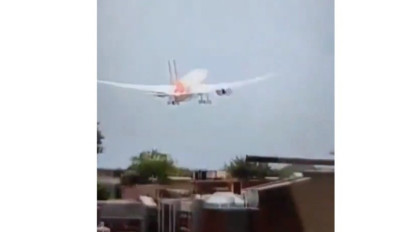 30 Jasad Penumpang Pesawat Air India Berhasil Ditemukan