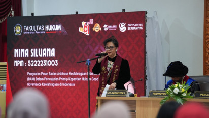 Bos Persija Akui Senang Istrinya Raih Gelar Doktor dan Lulus Cumlaude, Berharap Beri Kontribusi pada Olahraga Indonesia