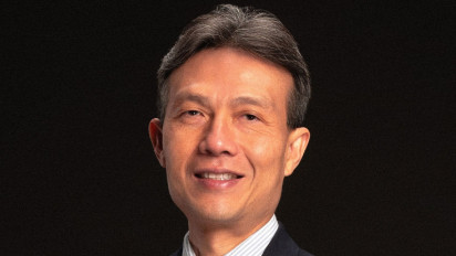 Alexander Ramlie Tiba - Tiba Mundur, Ini Sosok Pengganti Dirut PT Amman Mineral Internasional Tbk (AMMN): Ternyata Arief Widyawan Sidarto Warga Singapura