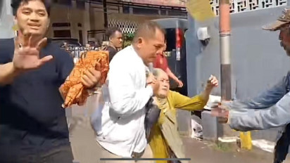 Detik-detik Kedatangan Jenazah Gustiwiw di Rumah Duka, Sang Ibu dan Kekasih Histeris hingga Nyaris Pingsan