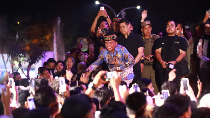 Gubernur Agustiar Sabran Resmikan Huma Betang Night, Tingkatkan Ekonomi UMKM dan Lestarikan Budaya Kalteng