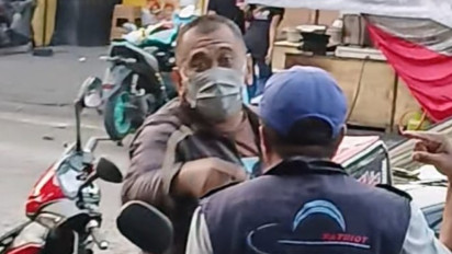 Viral Wanita Berhijab Dianiaya Pria Tak Dikenal yang Tak Sabar Antre ATM di Bekasi