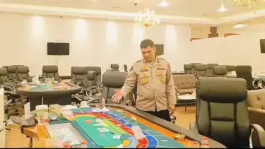 Penampakan kasino judi berkedok lapang futsal dan billiard di Kota Bandung